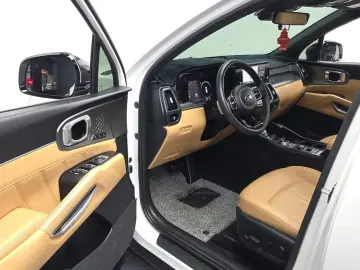 2020 Kia Sorento с пробегом 108 097 км