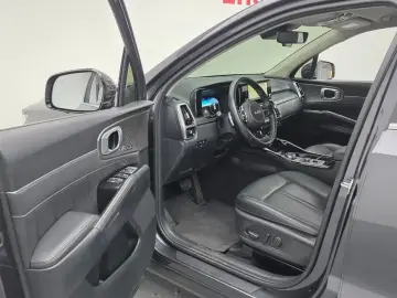 2023 Kia Sorento с пробегом 66 198 км