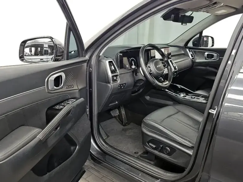 2022 Kia Sorento с пробегом 83 385 км