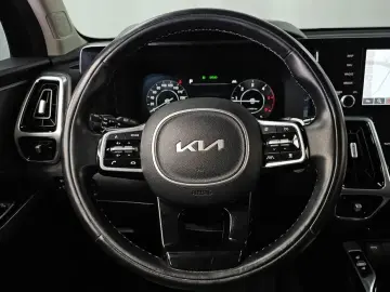 2022 Kia Sorento с пробегом 83 385 км