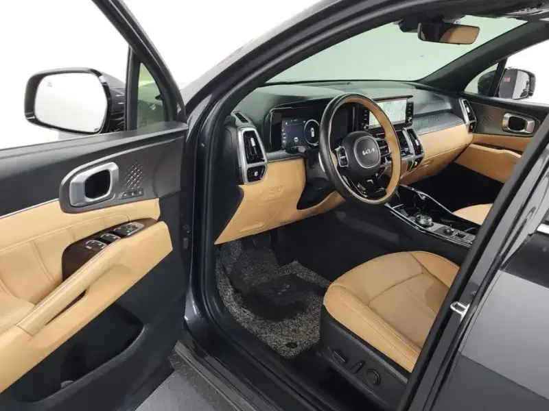 2022 Kia Sorento с пробегом 131 521 км