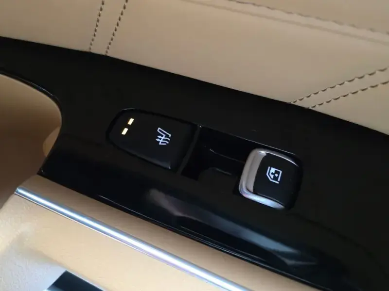 2020 Kia Sorento с пробегом 32 590 км