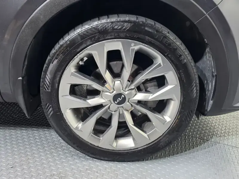 2022 Kia Sorento с пробегом 142 203 км
