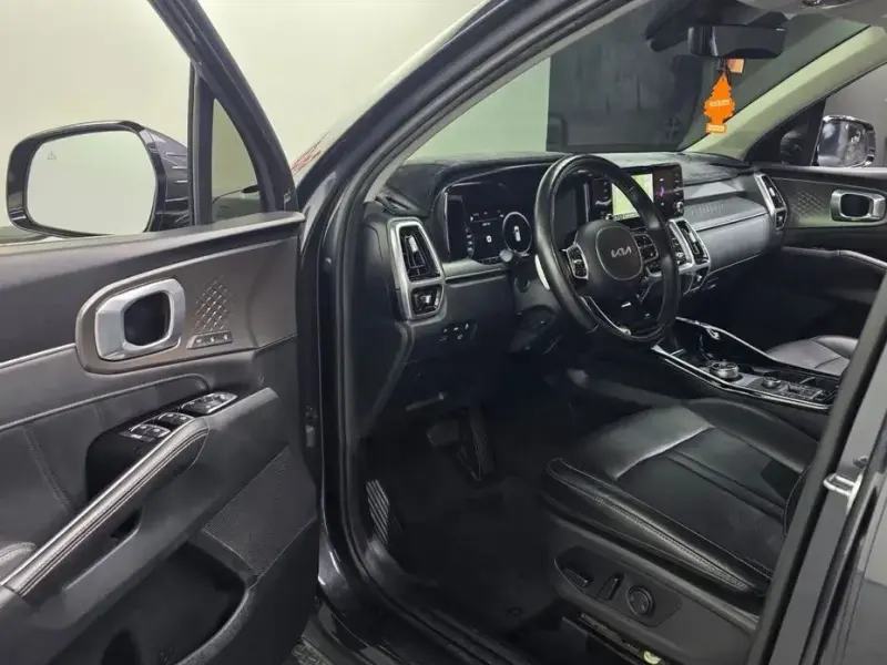 2022 Kia Sorento с пробегом 142 203 км