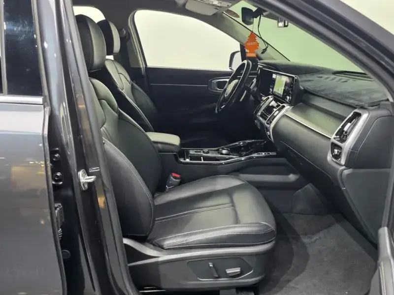 2022 Kia Sorento с пробегом 142 203 км