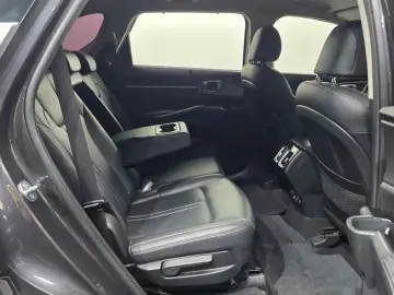 2022 Kia Sorento с пробегом 142 203 км