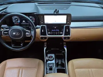 2021 Kia Sorento с пробегом 112 993 км