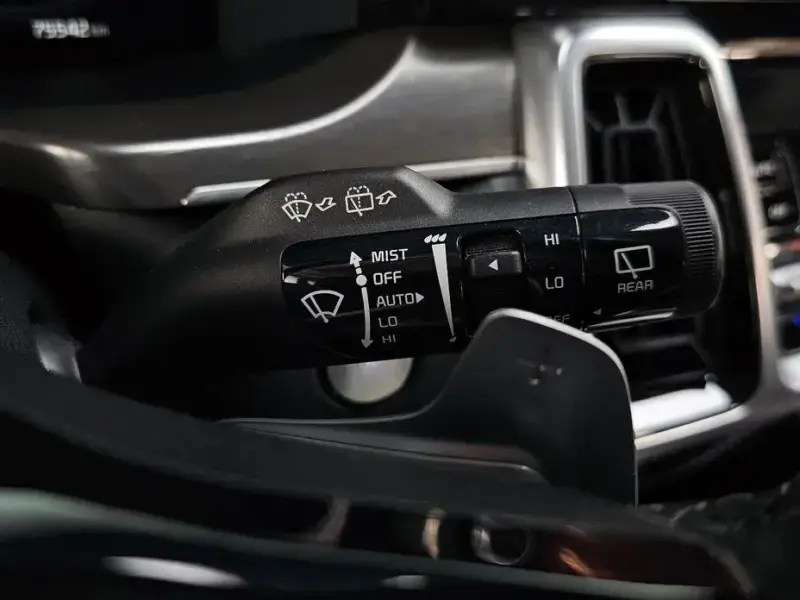 2021 Kia Sorento с пробегом 75 542 км
