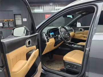 2020 Kia Sorento с пробегом 111 536 км
