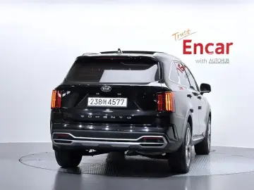 2021 Kia Sorento с пробегом 136 786 км