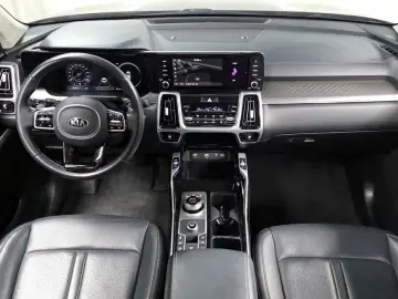2021 Kia Sorento с пробегом 136 786 км