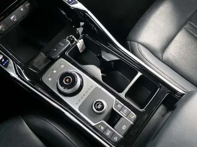 2021 Kia Sorento с пробегом 136 786 км
