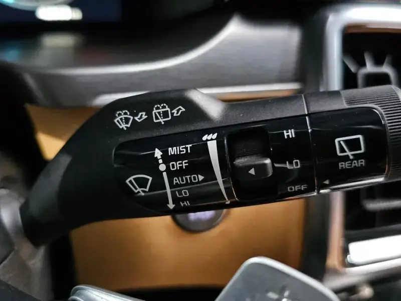 2023 Kia Sorento с пробегом 42 869 км