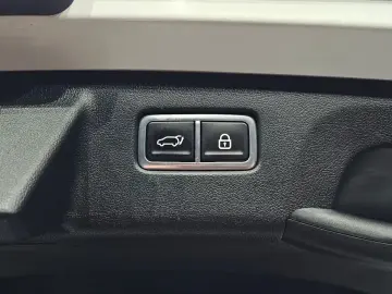 2023 Kia Sorento с пробегом 42 869 км