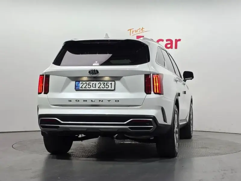 2020 Kia Sorento с пробегом 104 049 км