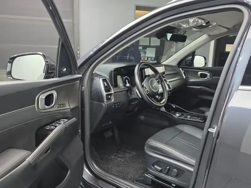 2021 Kia Sorento с пробегом 63 596 км