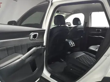 2022 Kia Sorento с пробегом 61 527 км