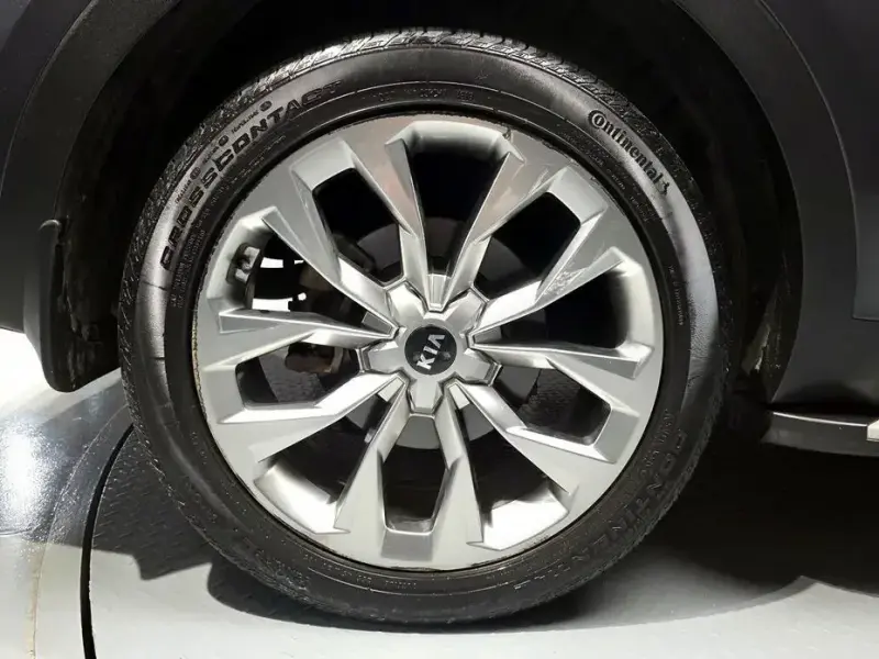 2020 Kia Sorento с пробегом 63 912 км
