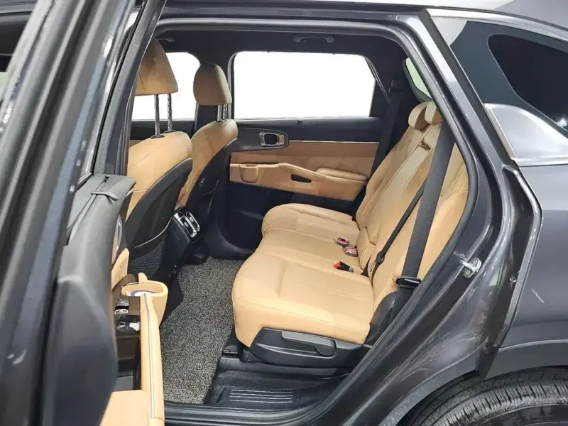 2021 Kia Sorento с пробегом 128 610 км