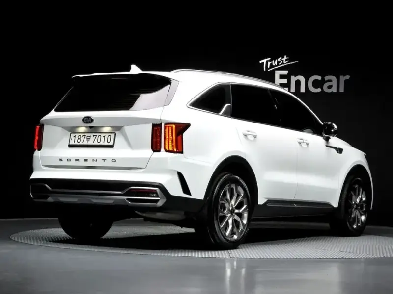 2021 Kia Sorento с пробегом 31 193 км