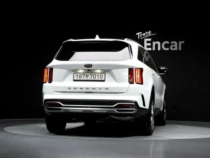 2021 Kia Sorento с пробегом 31 193 км