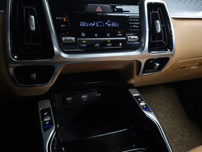 2021 Kia Sorento с пробегом 70 142 км