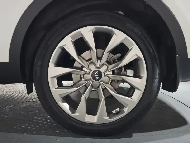 2021 Kia Sorento с пробегом 76 393 км
