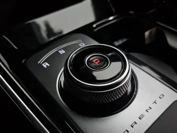 2021 Kia Sorento с пробегом 76 393 км