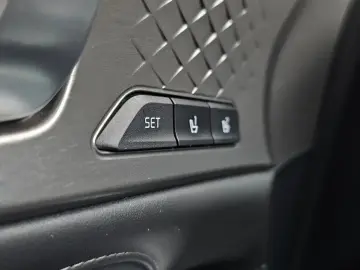 2021 Kia Sorento с пробегом 76 393 км