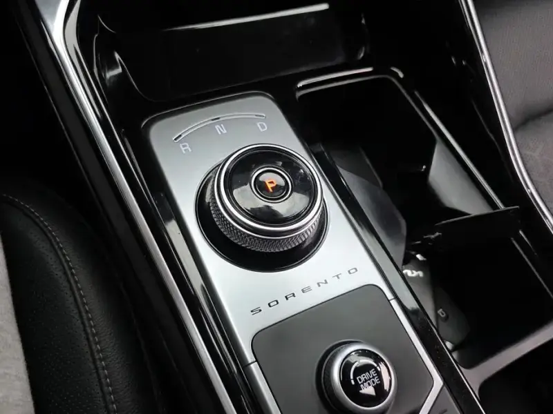 2021 Kia Sorento с пробегом 49 240 км