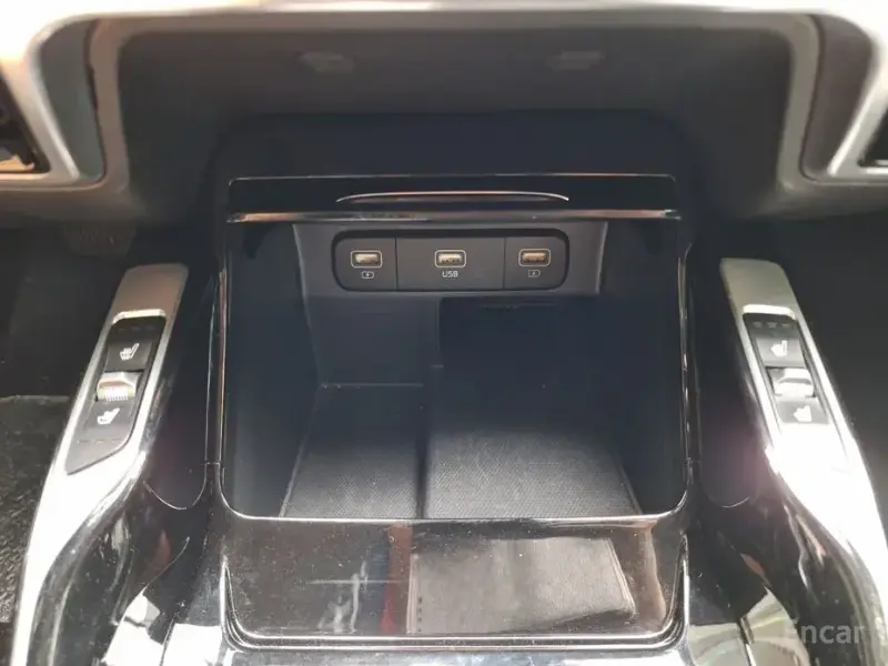 2020 Kia Sorento с пробегом 75 605 км