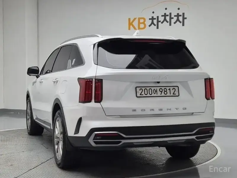 2022 Kia Sorento с пробегом 122 633 км