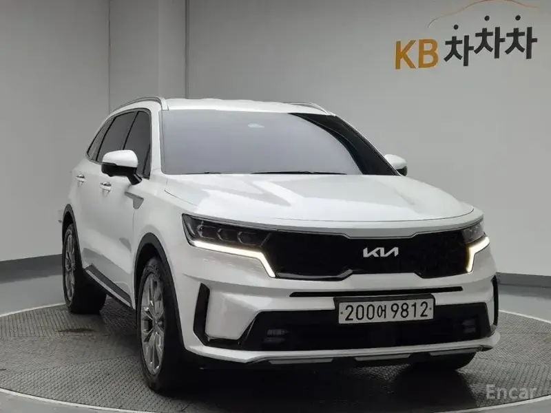 2022 Kia Sorento с пробегом 122 633 км