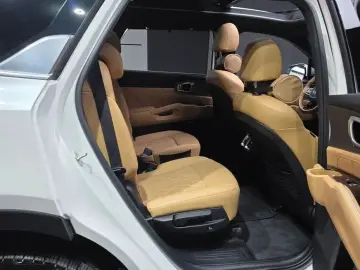 2020 Kia Sorento с пробегом 81 328 км