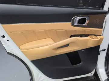 2020 Kia Sorento с пробегом 81 328 км
