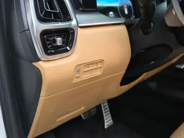2020 Kia Sorento с пробегом 81 328 км