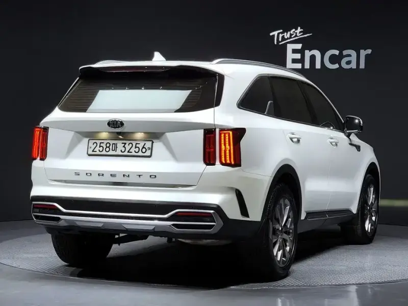 2020 Kia Sorento с пробегом 64 817 км