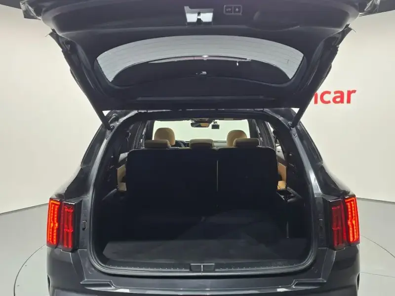 2021 Kia Sorento с пробегом 104 670 км