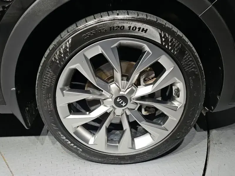 2020 Kia Sorento с пробегом 129 465 км