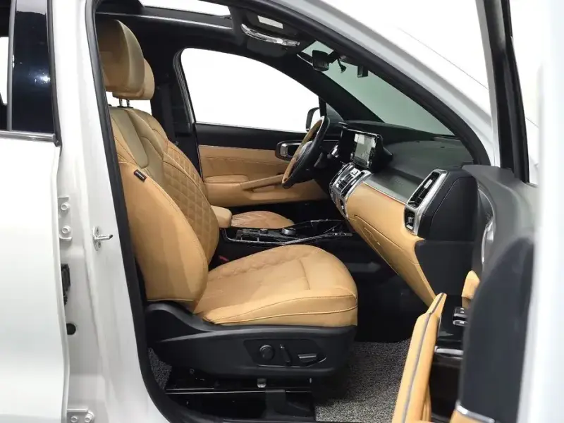 2022 Kia Sorento с пробегом 25 901 км