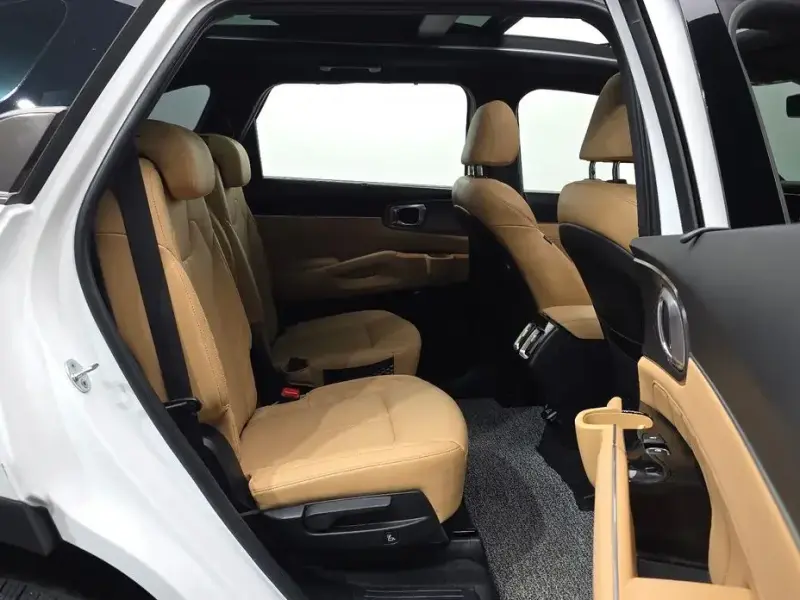 2022 Kia Sorento с пробегом 25 901 км
