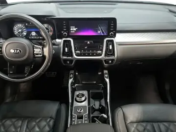 2020 Kia Sorento с пробегом 42 901 км