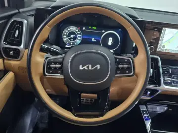 2022 Kia Sorento с пробегом 19 811 км