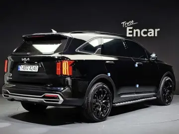 2023 Kia Sorento с пробегом 67 611 км