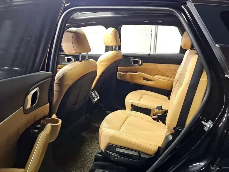 2023 Kia Sorento с пробегом 67 611 км