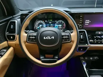 2022 Kia Sorento с пробегом 53 984 км