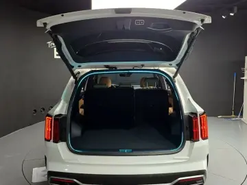 2022 Kia Sorento с пробегом 53 984 км