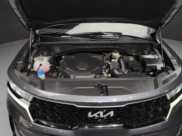 2023 Kia Sorento с пробегом 64 781 км