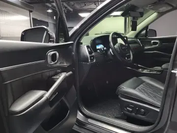 2023 Kia Sorento с пробегом 64 781 км