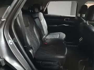 2023 Kia Sorento с пробегом 64 781 км